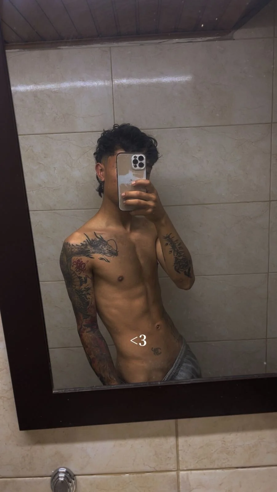 XXX Porn Photo of Nude Aiden_Rivers_ 11