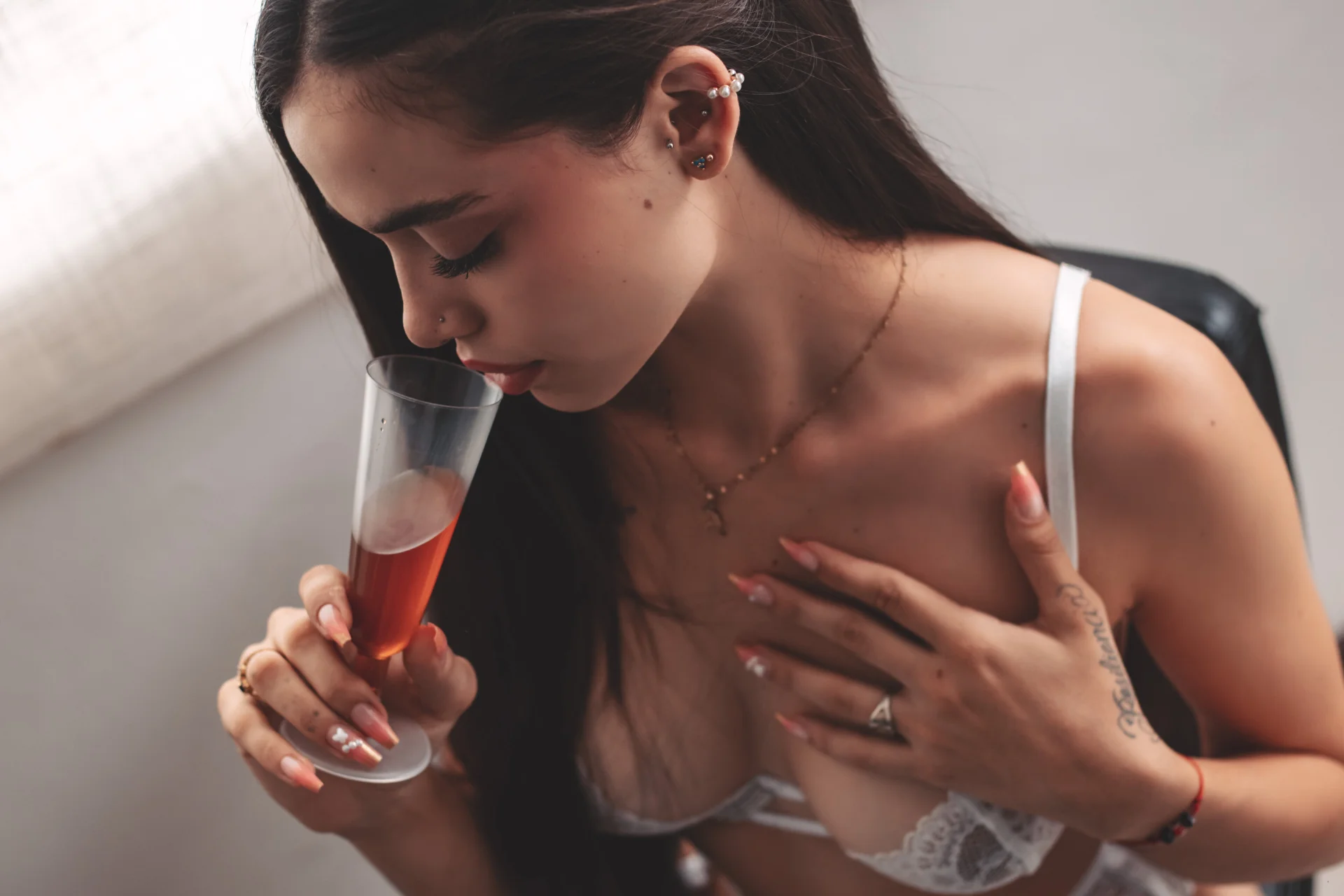XXX Porn Photo of Nude vega_roux 30