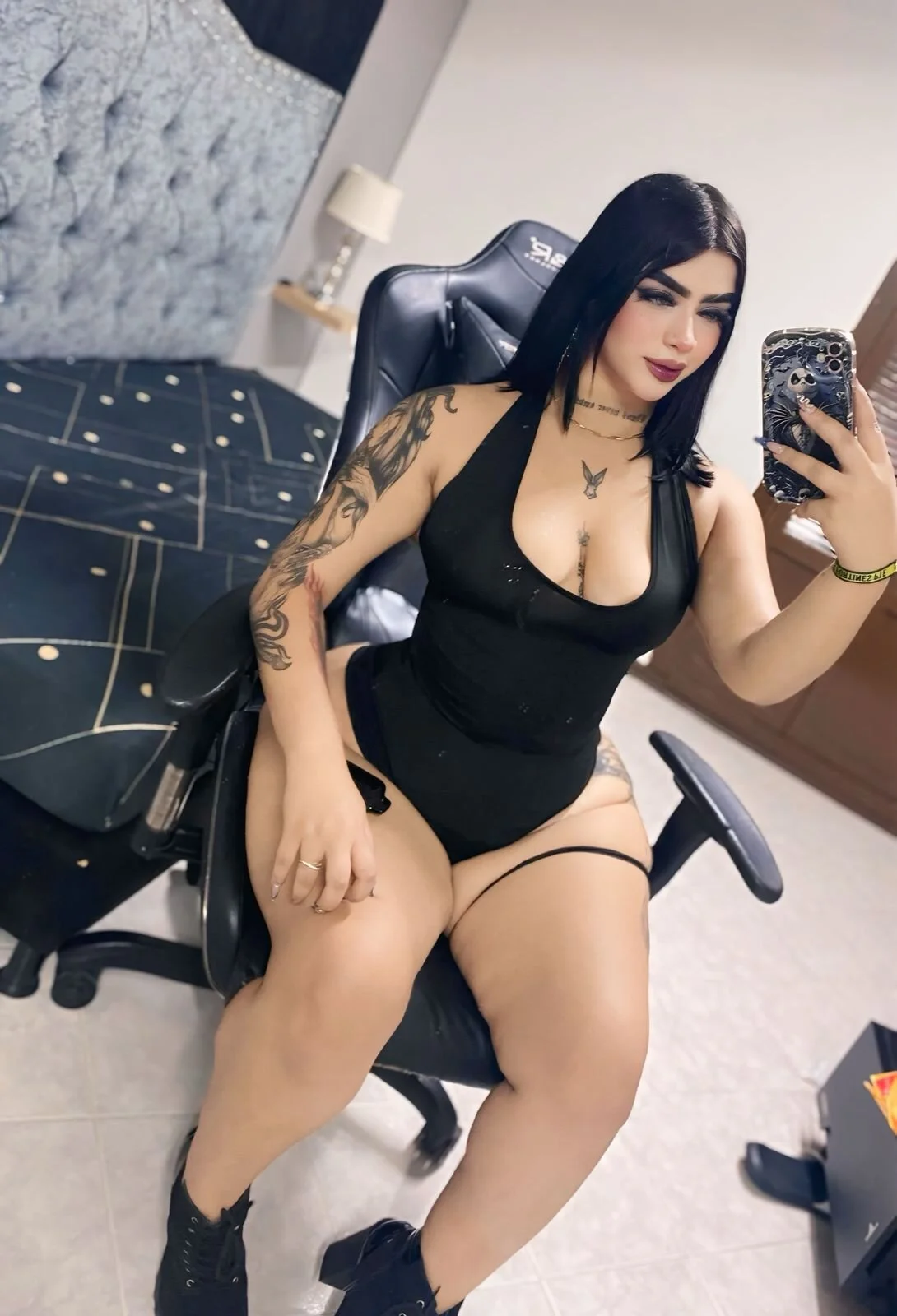 XXX Porn Photo of Nude mia_grimes 11