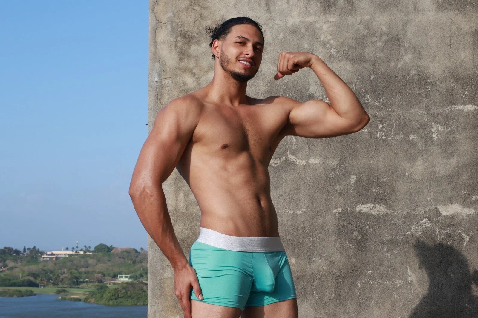 XXX Porn Photo of Nude Kris_Khalifa69 22