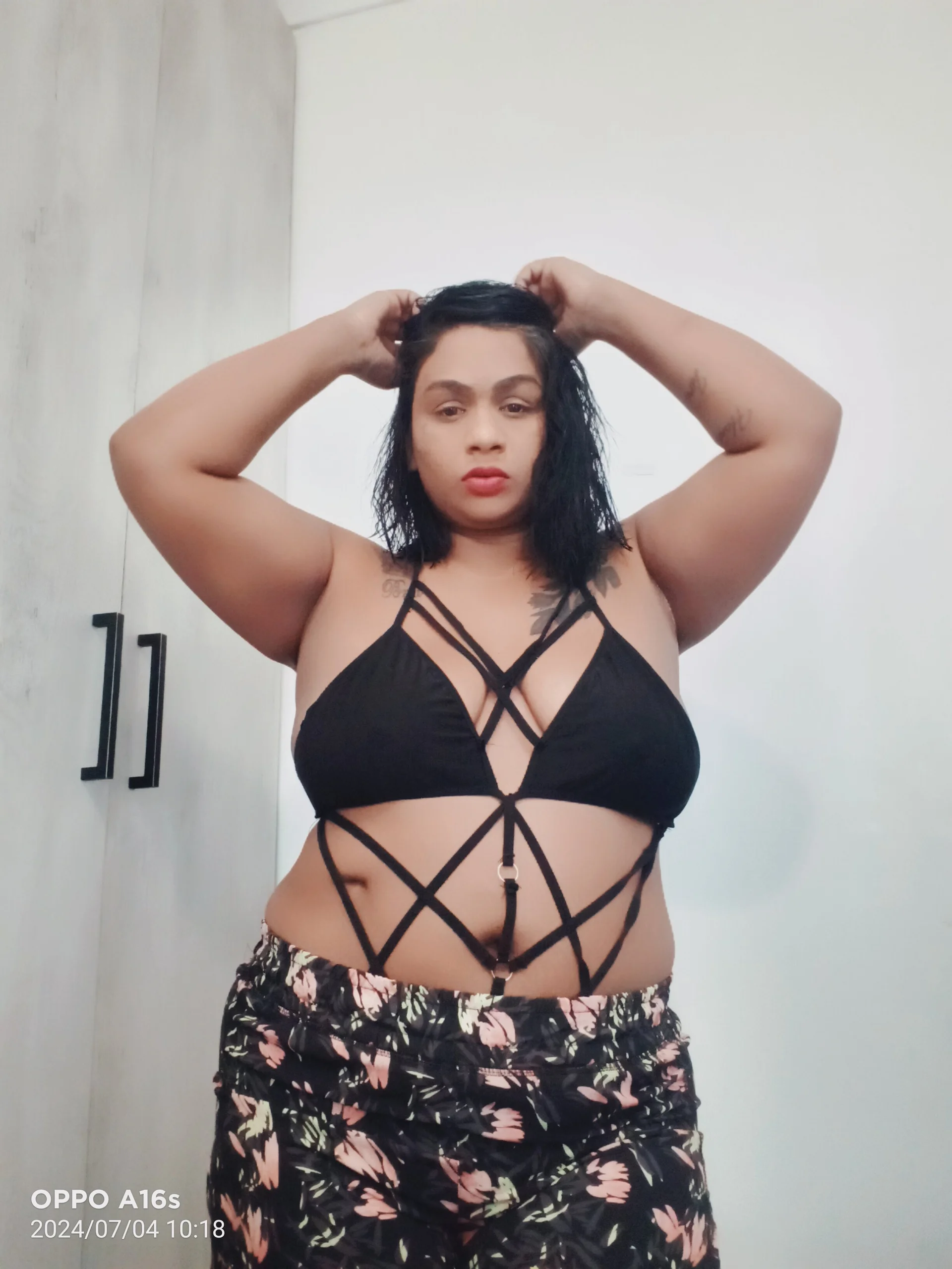 XXX Porn Photo of Nude MISSsquirty-wet 17