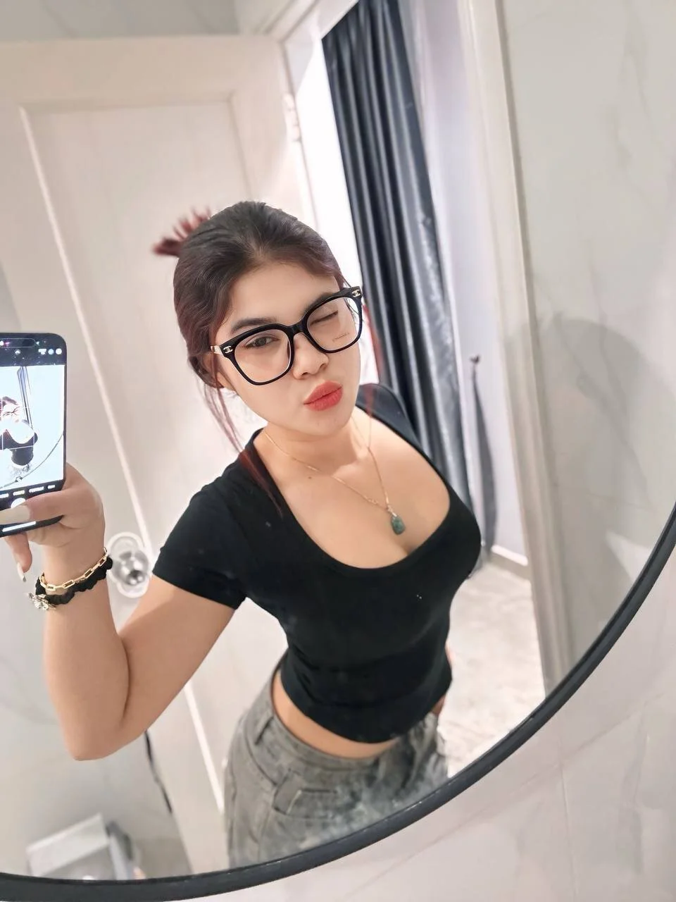 XXX Porn Photo of Nude AdorableMey 1