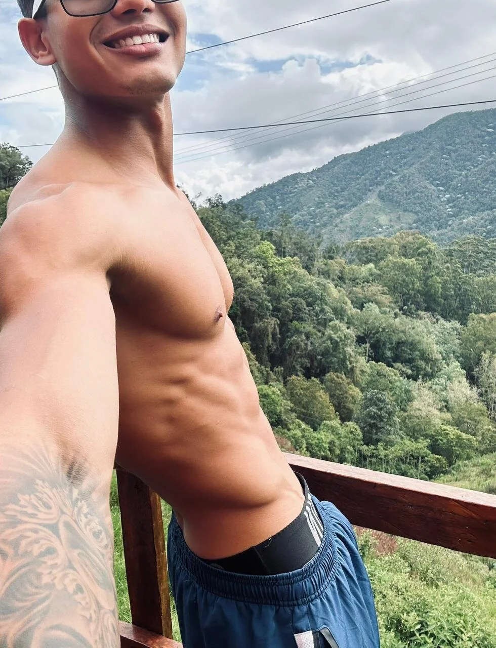 XXX Porn Photo of Nude Paradise_boy_s 8