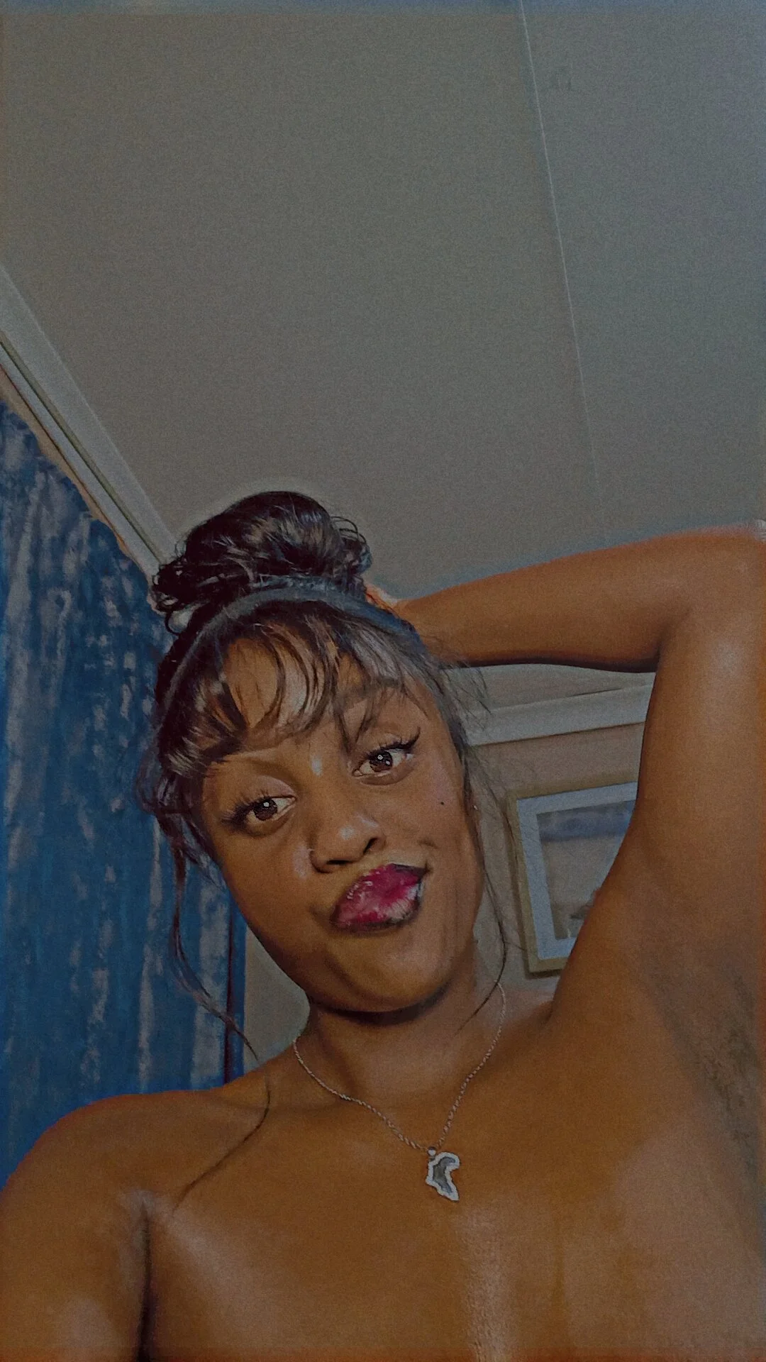 XXX Porn Photo of Nude Queen-Chocolate 2