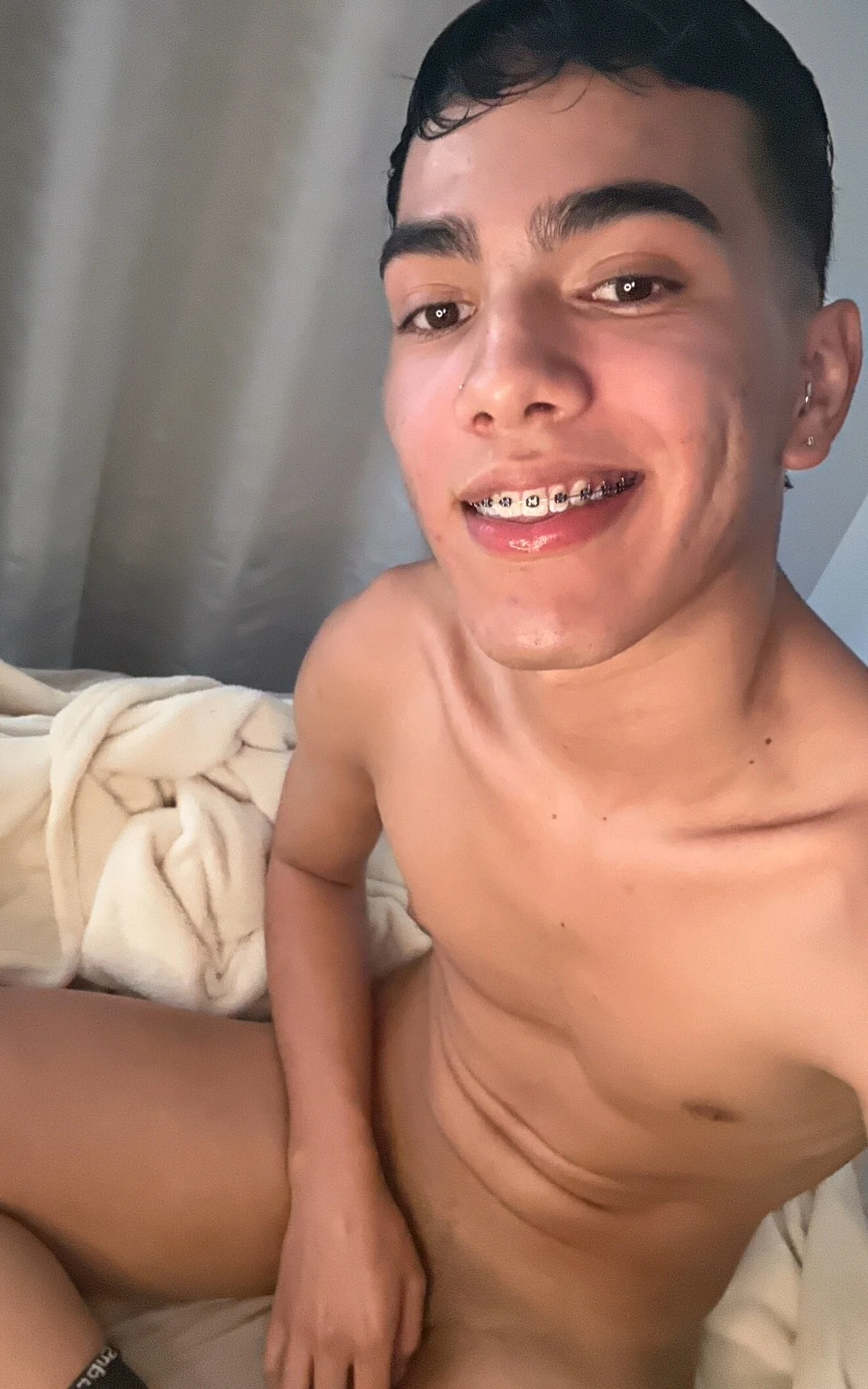 XXX Porn Photo of Nude snakeeboy 10
