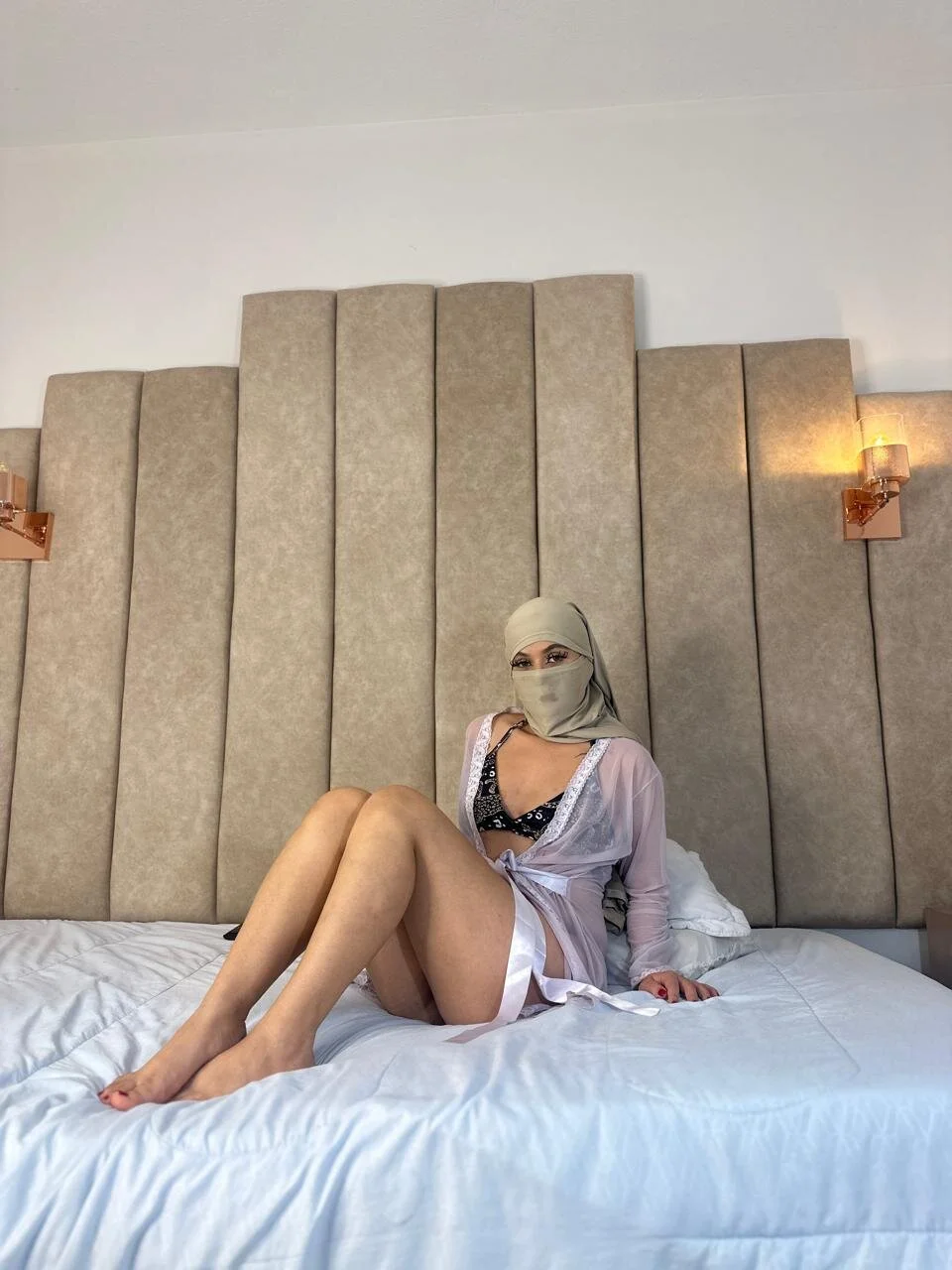 XXX Porn Photo of Nude thamiina_ 8