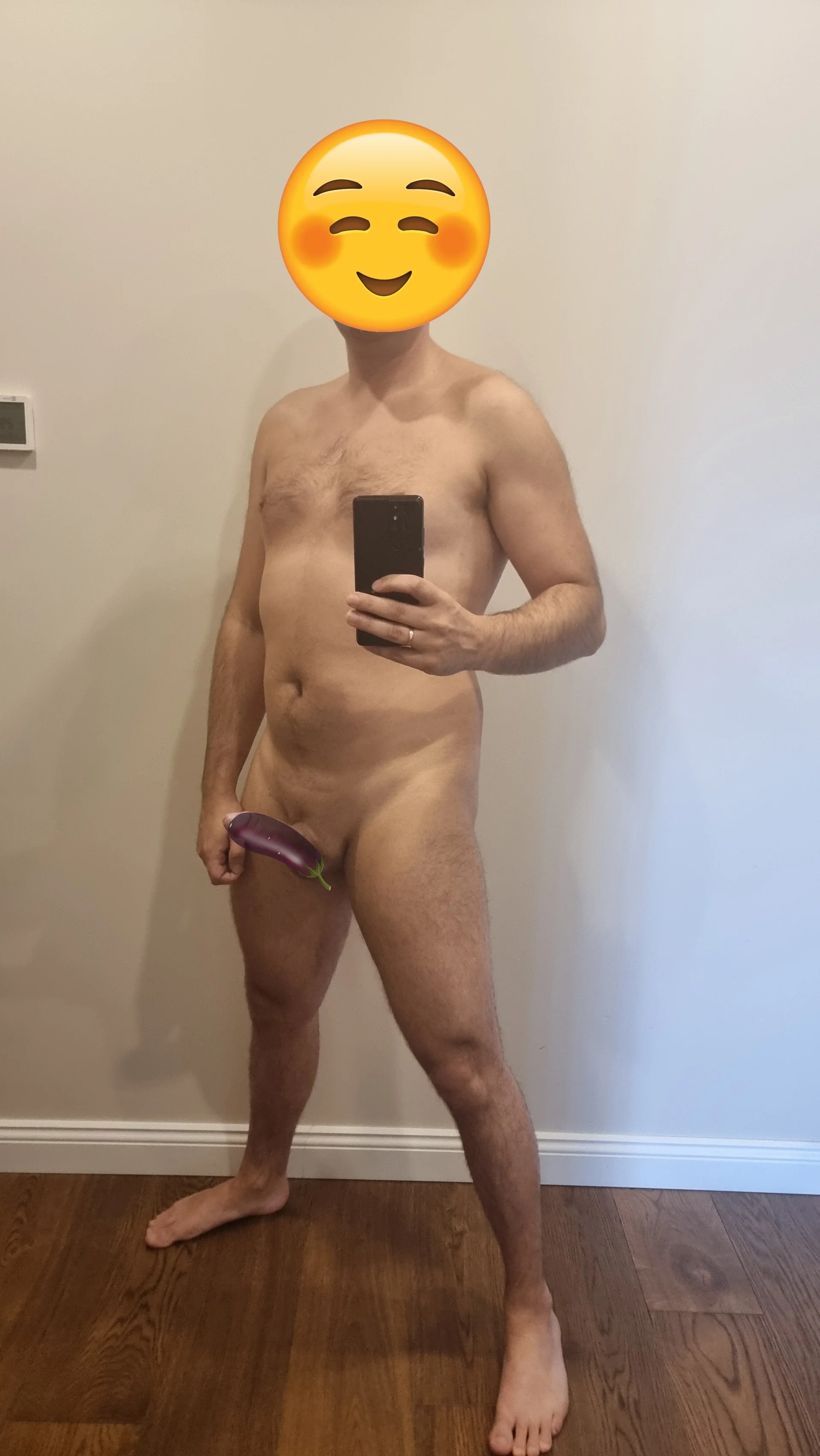 XXX Porn Photo of Nude shycummerboy 7