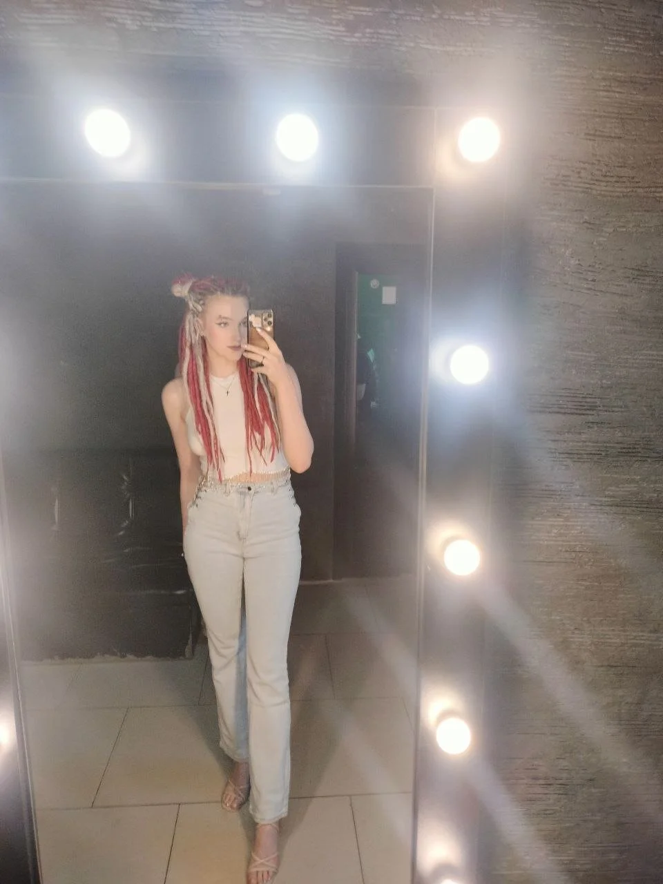 XXX Porn Photo of Nude julielourens 14