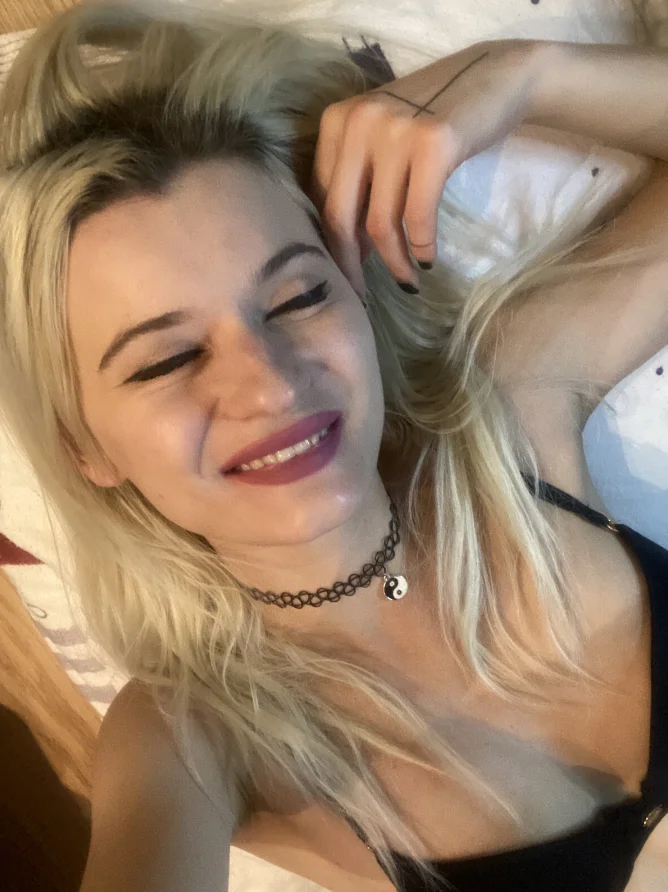 XXX Porn Photo of Nude Onika_Love 2