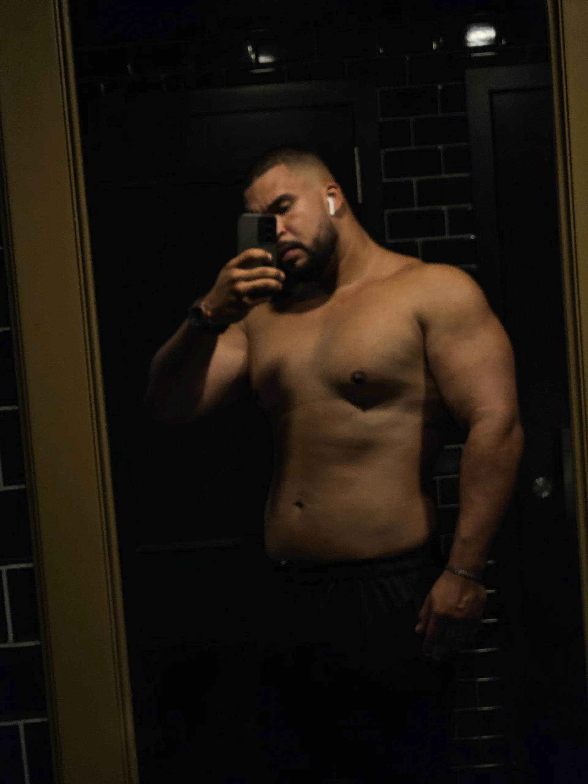 XXX Porn Photo of Nude Brunnomaia 2