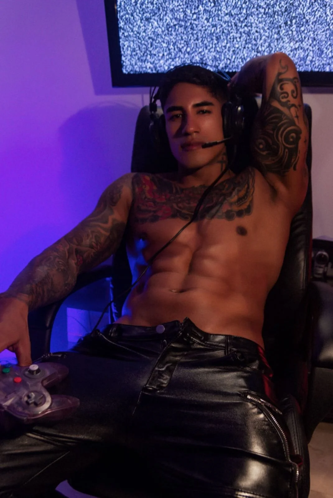 XXX Porn Photo of Nude AdanReilly 53