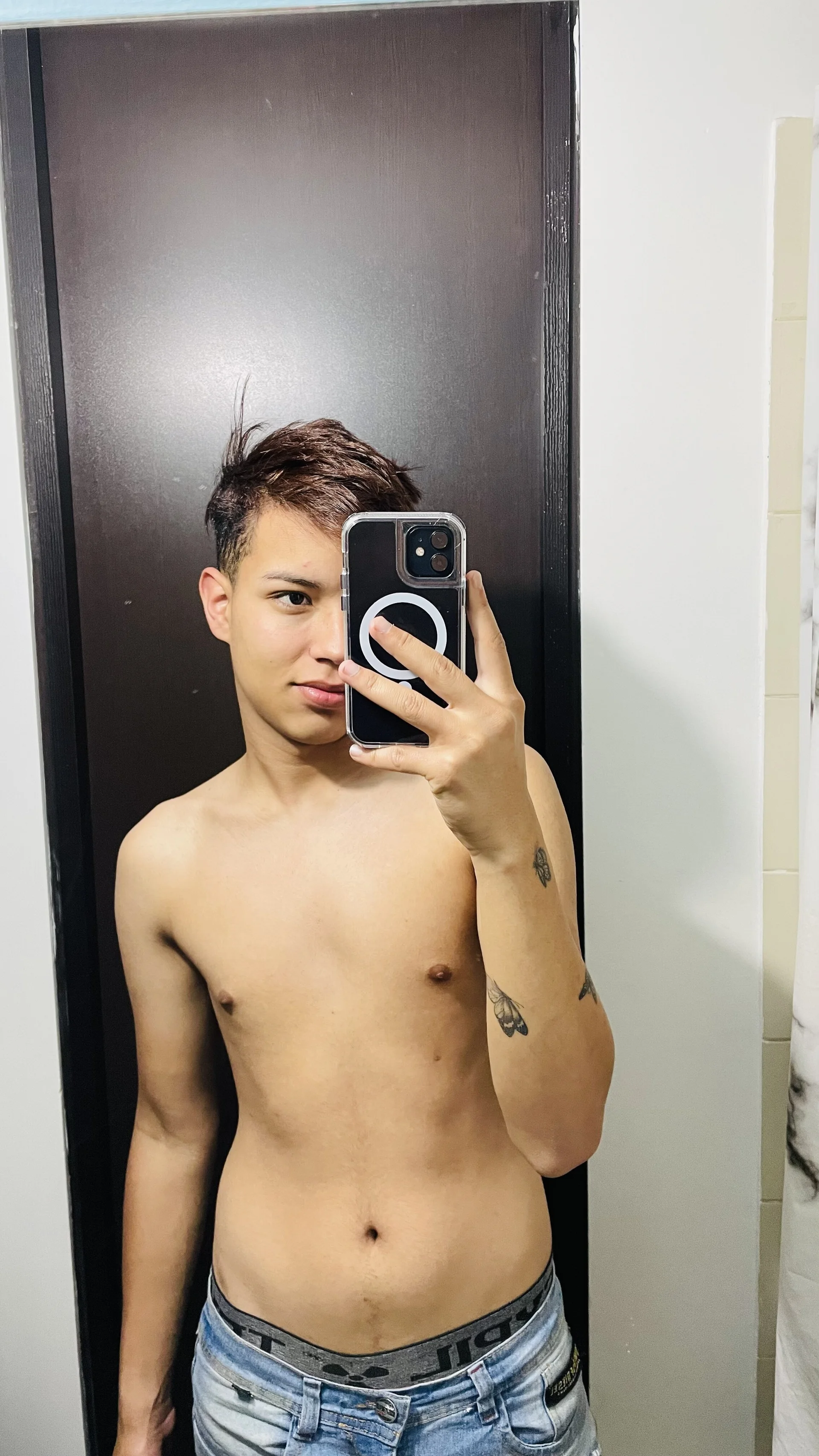 XXX Porn Photo of Nude Andres_boy252 4