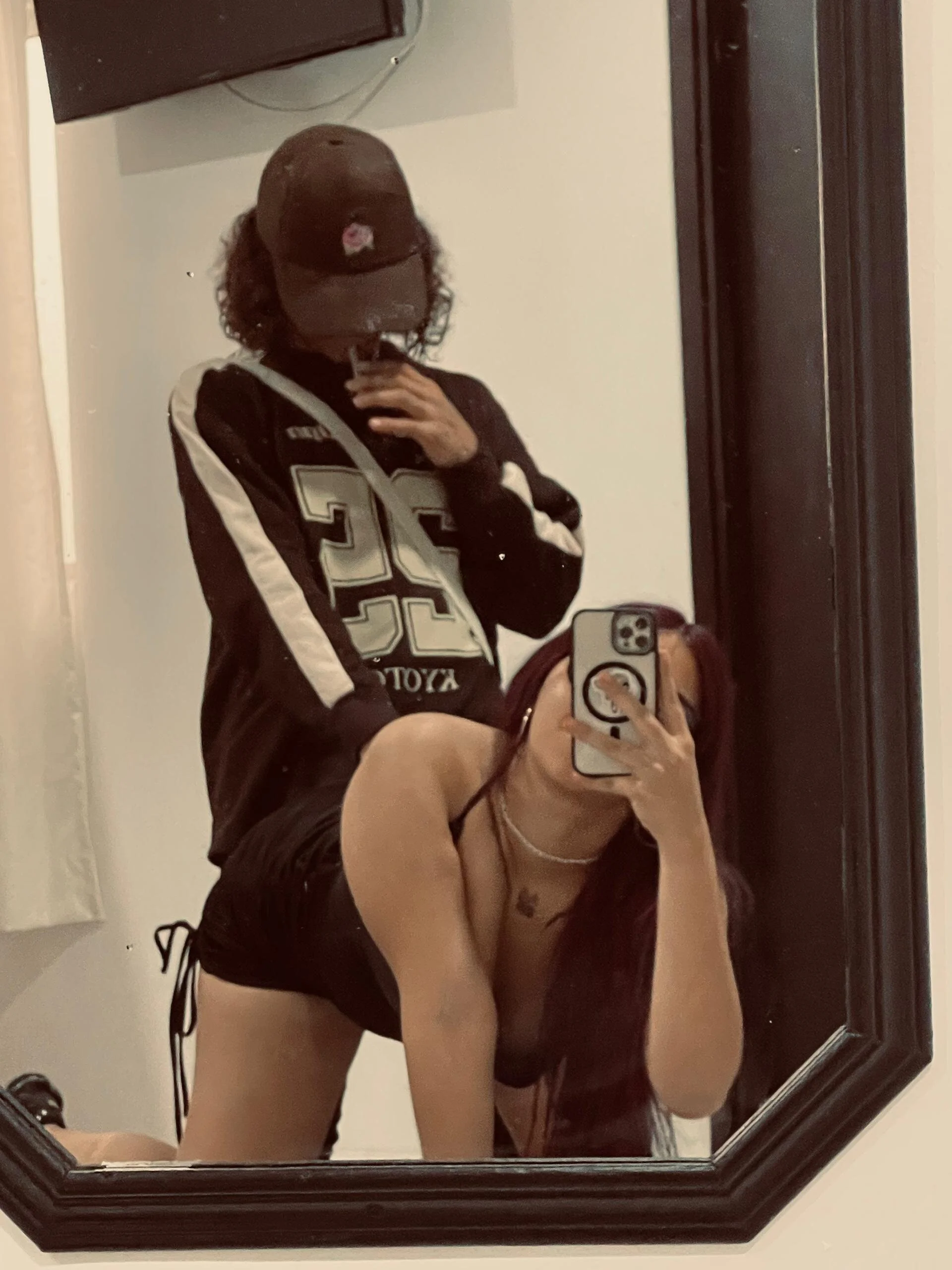 XXX Porn Photo of Nude Exotic_couplex 1