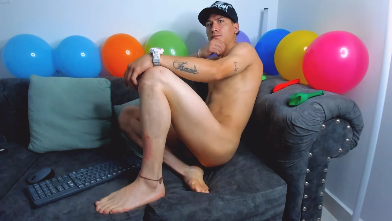 XXX Porn Photo of Nude AbaturLopez 10