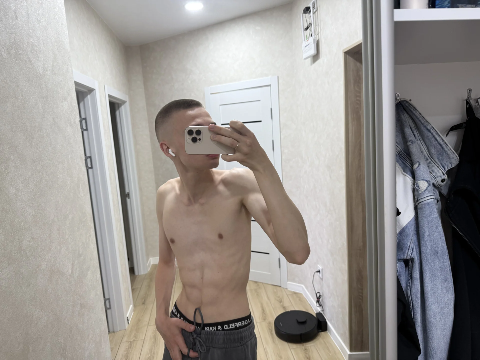XXX Porn Photo of Nude Christopher_Brown 4