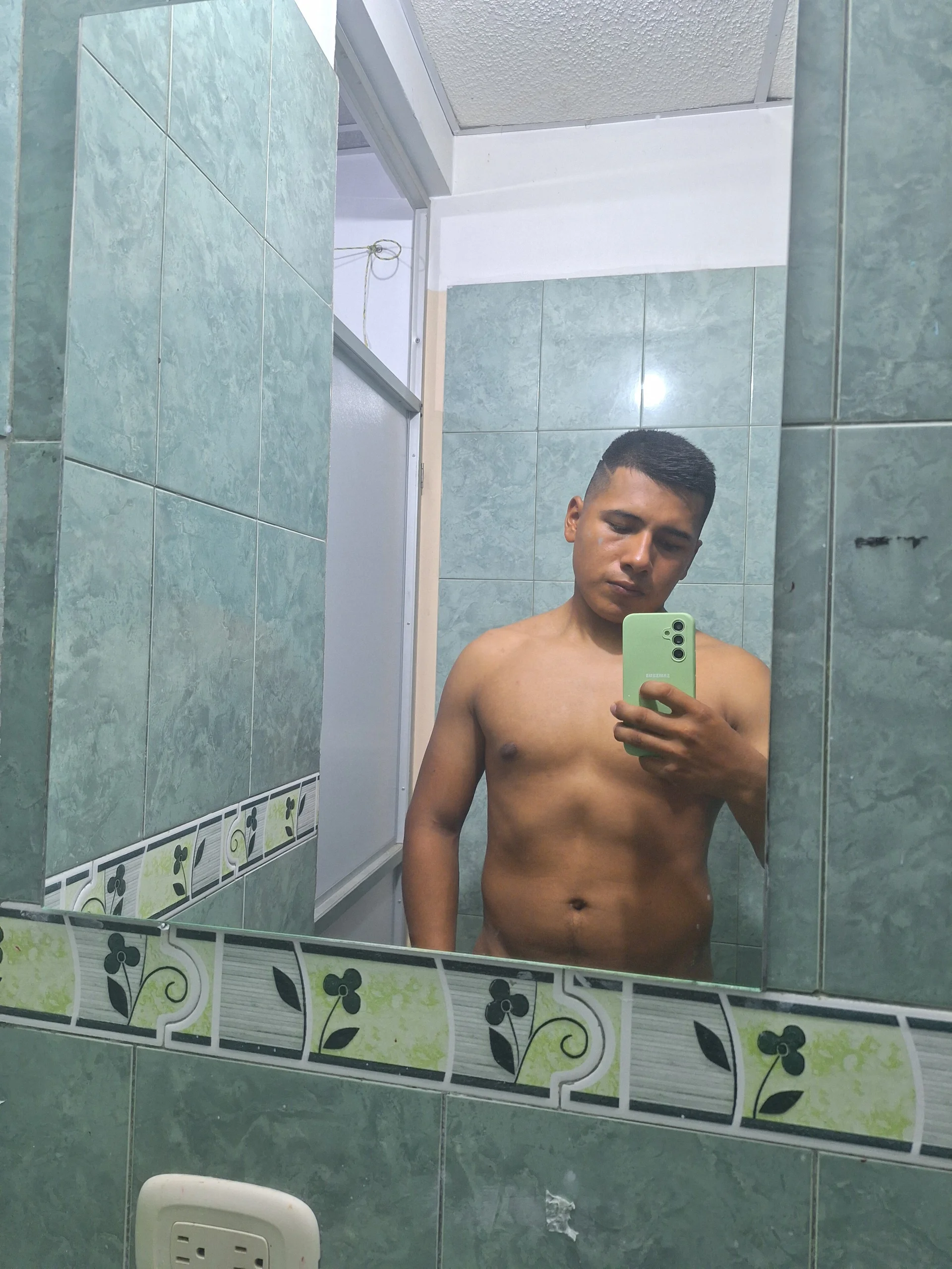 XXX Porn Photo of Nude JHONH0T 5