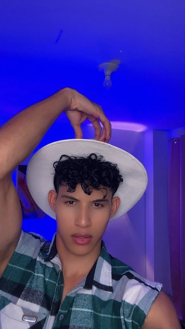 XXX Porn Photo of Nude KamiSuarez 48