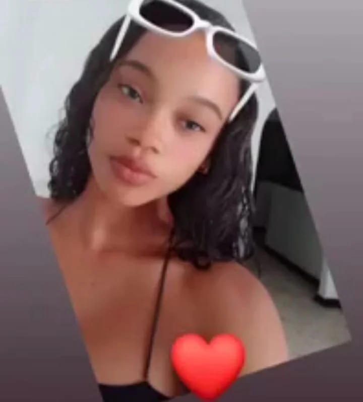 XXX Porn Photo of Nude littleebonymommy 1