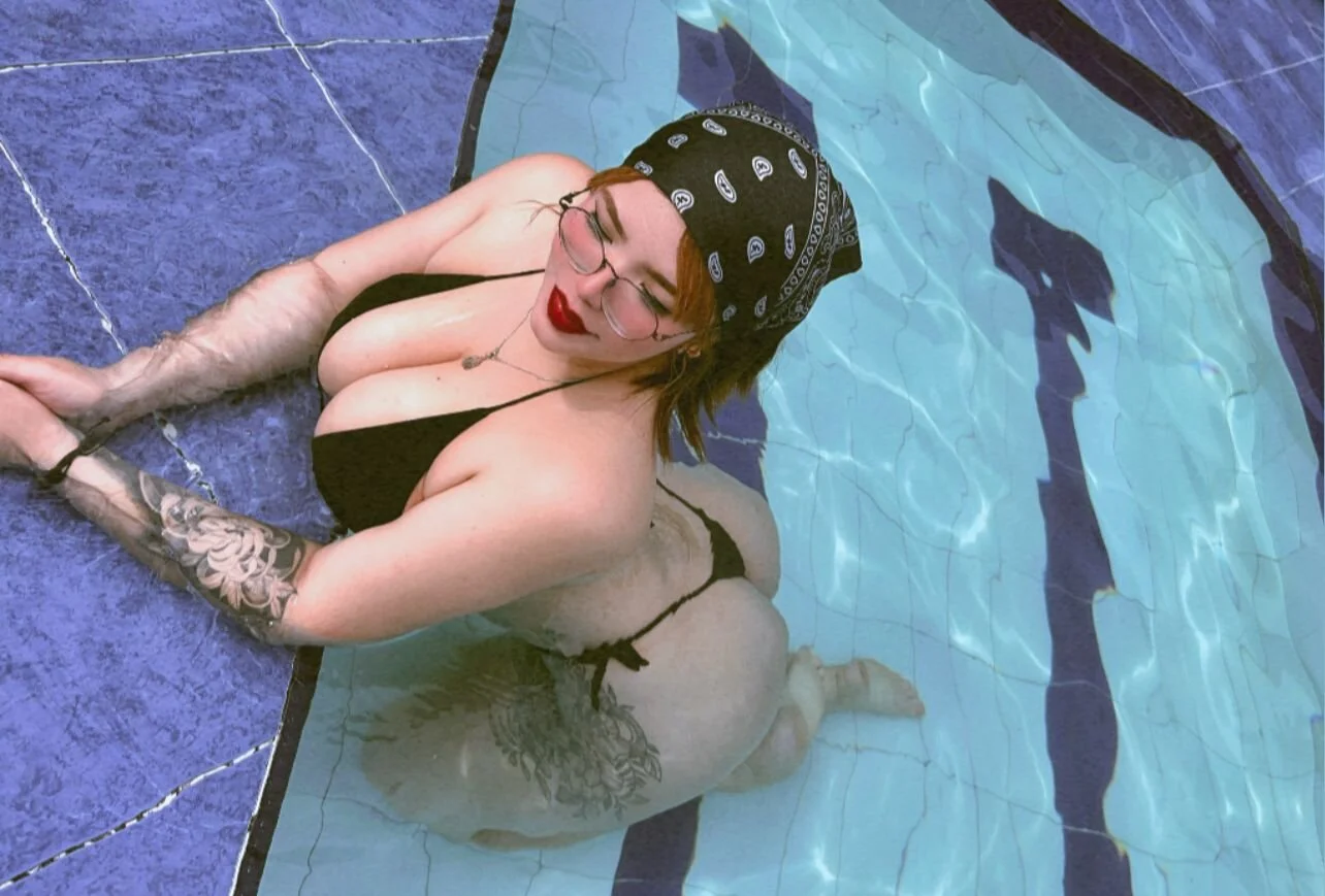 XXX Porn Photo of Nude Abby_Mae_ 9