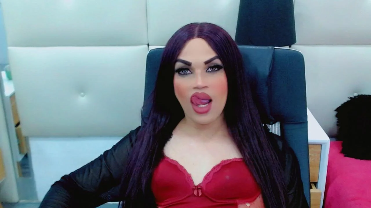 XXX Porn Photo of Nude NharaBigCock 10