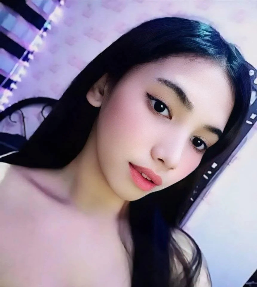 XXX Porn Photo of Nude XCalixa 3