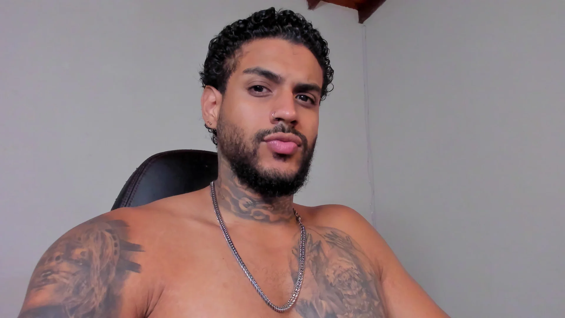 XXX Porn Photo of Nude LuigiVitale_1 102