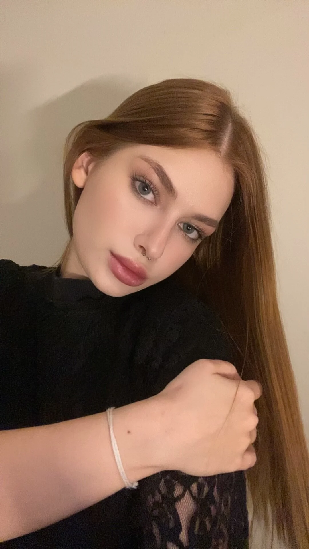 XXX Porn Photo of Nude Alisa_Wood 3