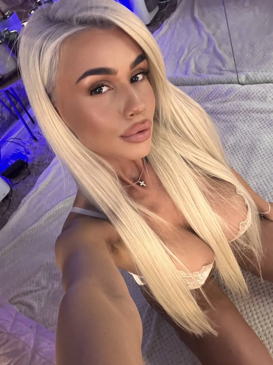 XXX Porn Photo of Nude Serene_Sophiex 3