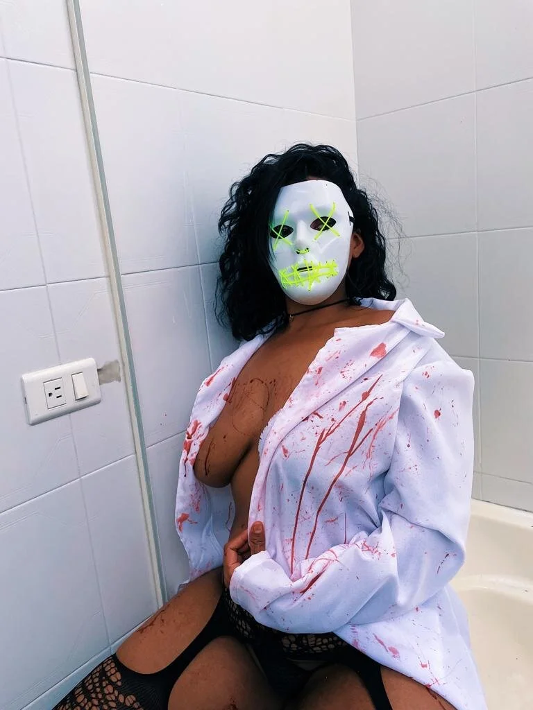 XXX Porn Photo of Nude lia_mariana 41