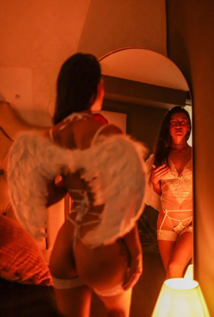 XXX Porn Photo of Nude EVAH_LEE_ 29