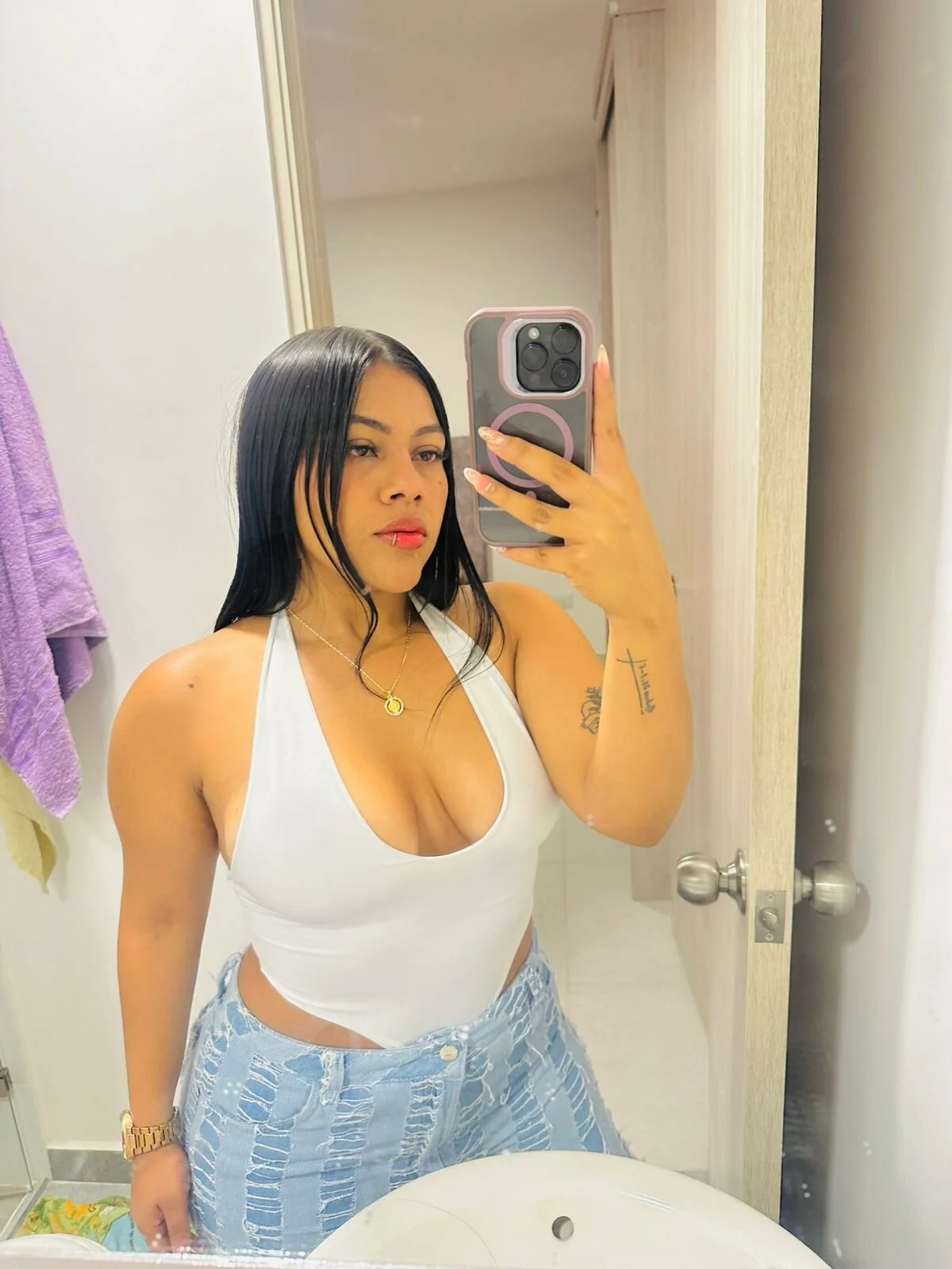 XXX Porn Photo of Nude noa__desire 1