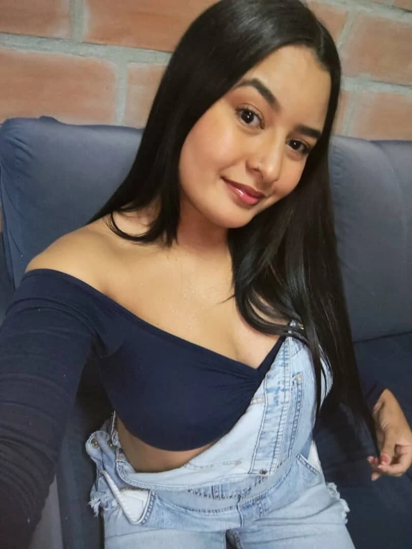 XXX Porn Photo of Nude CaribbeanDr3ams 2