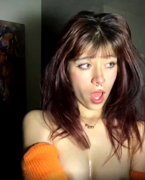 XXX Porn Photo of Nude SuzzyyM 13