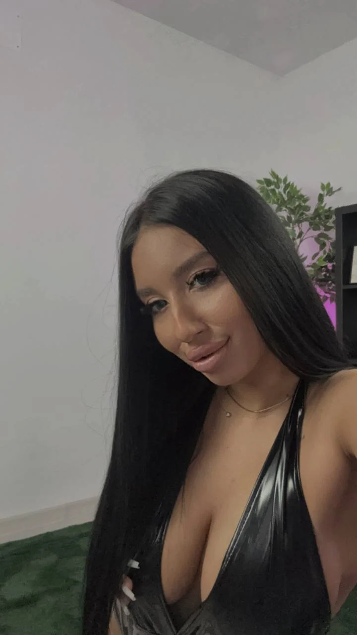 XXX Porn Photo of Nude BlueEyes_BB 14