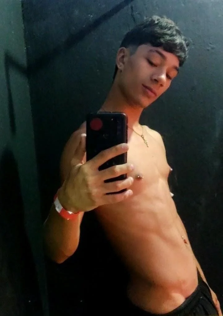 XXX Porn Photo of Nude Angelito_66 4