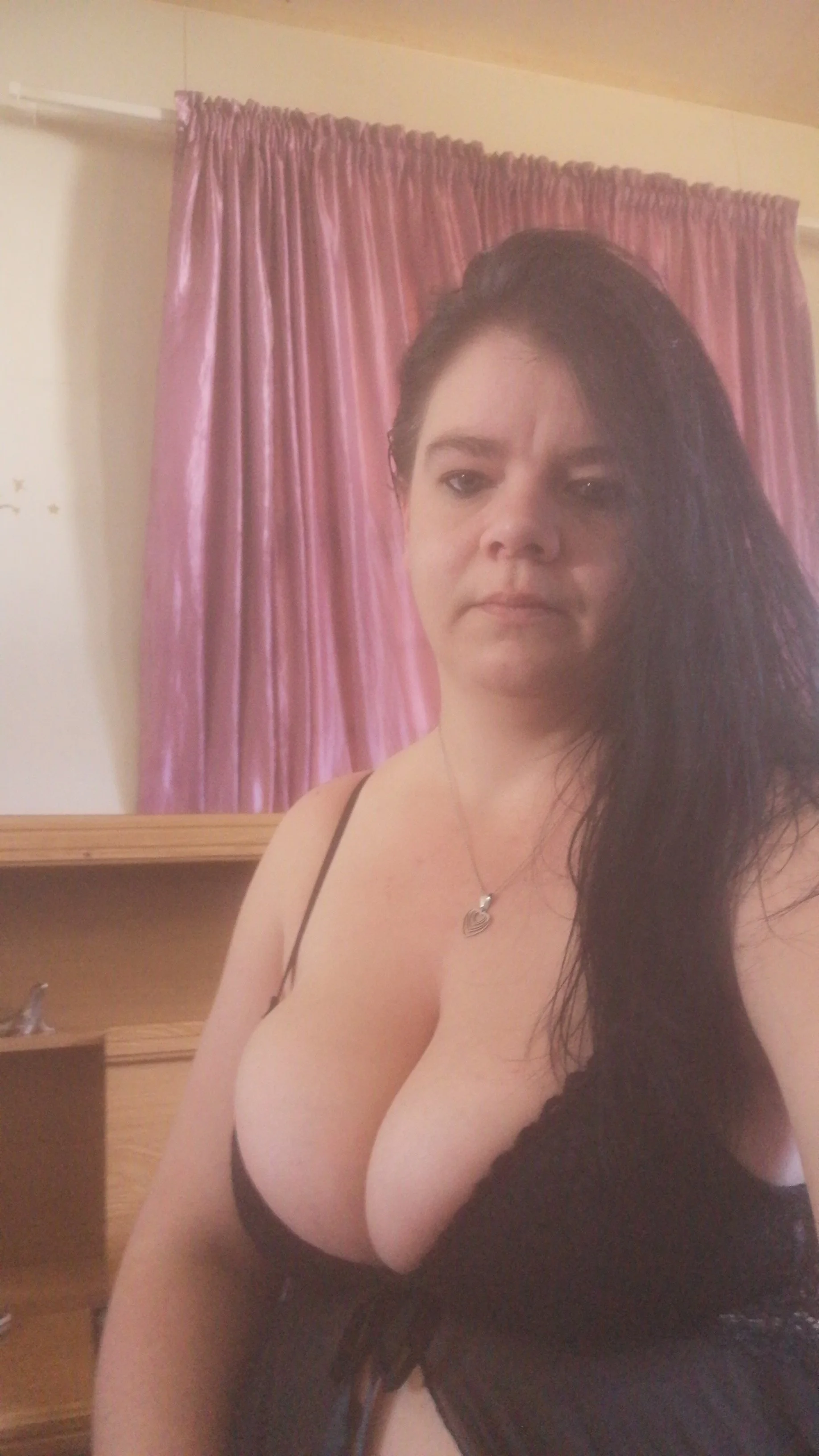 XXX Porn Photo of Nude Hornyparratjie 5
