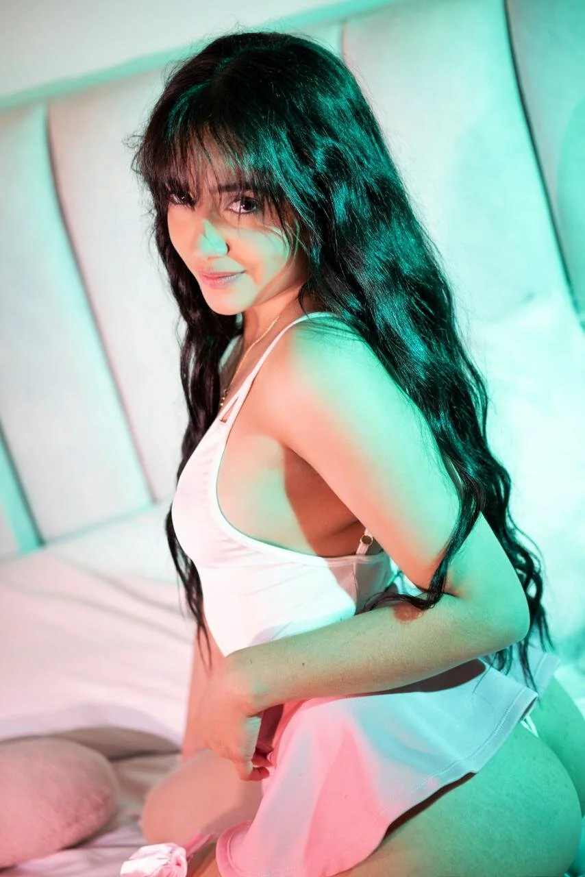 XXX Porn Photo of Nude your_alina18 4