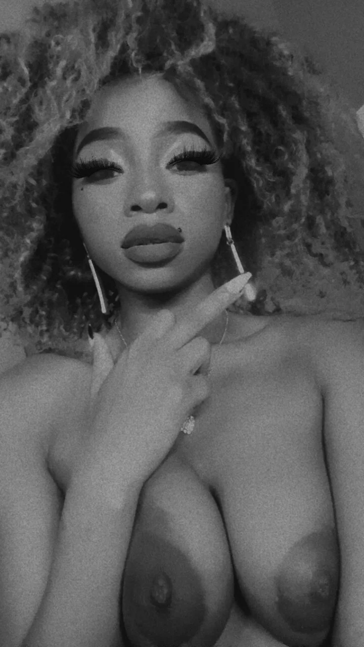XXX Porn Photo of Nude Ebonydollxx 21