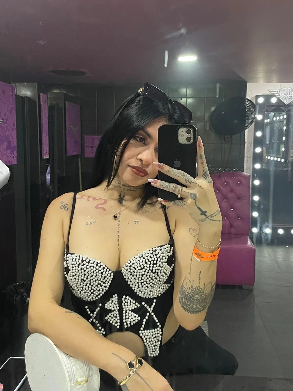 XXX Porn Photo of Nude JESYSOZ23_ 21