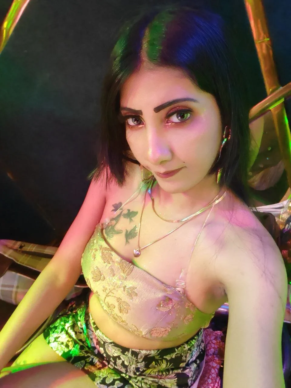 XXX Porn Photo of Nude PerkyBong 6
