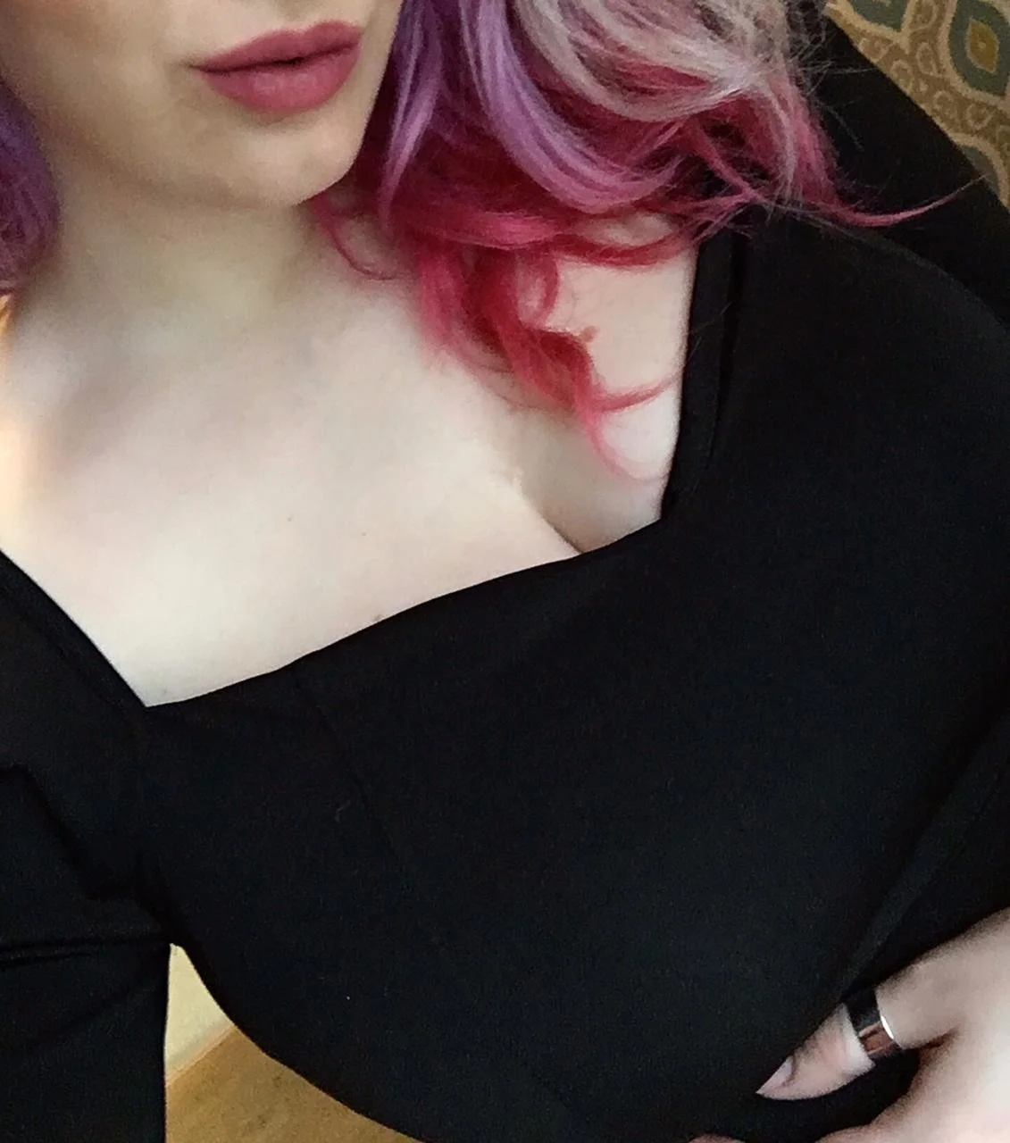 XXX Porn Photo of Nude pinkbow 4