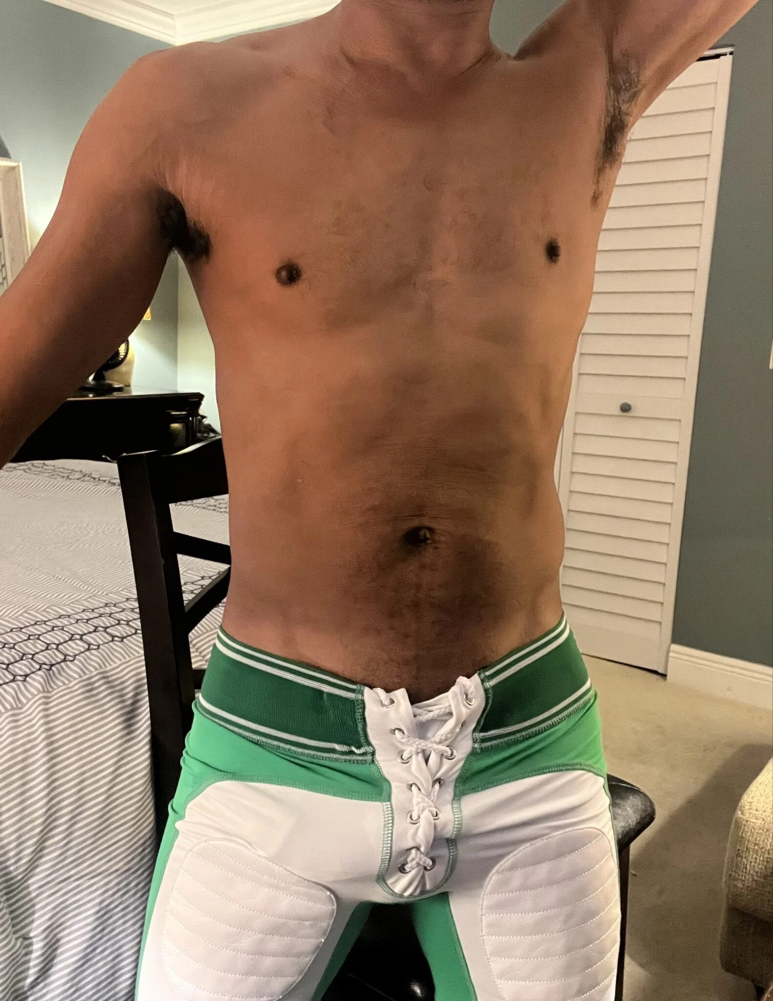 XXX Porn Photo of Nude Hooshung_mvers8 4