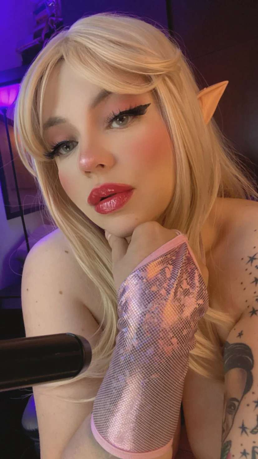 XXX Porn Photo of Nude Irinaa_Scarlett 2
