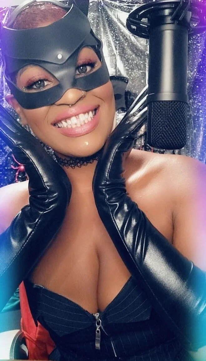 XXX Porn Photo of Nude AmazonianMistress 250