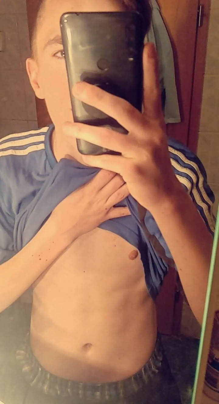 XXX Porn Photo of Nude 420Boy18cm 4