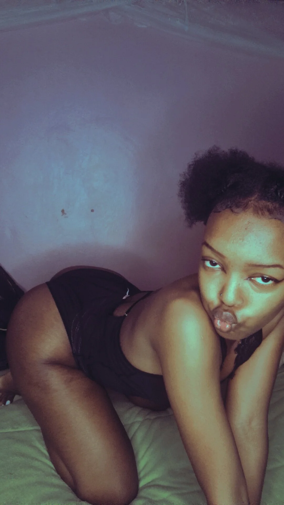 XXX Porn Photo of Nude slutty_el 4