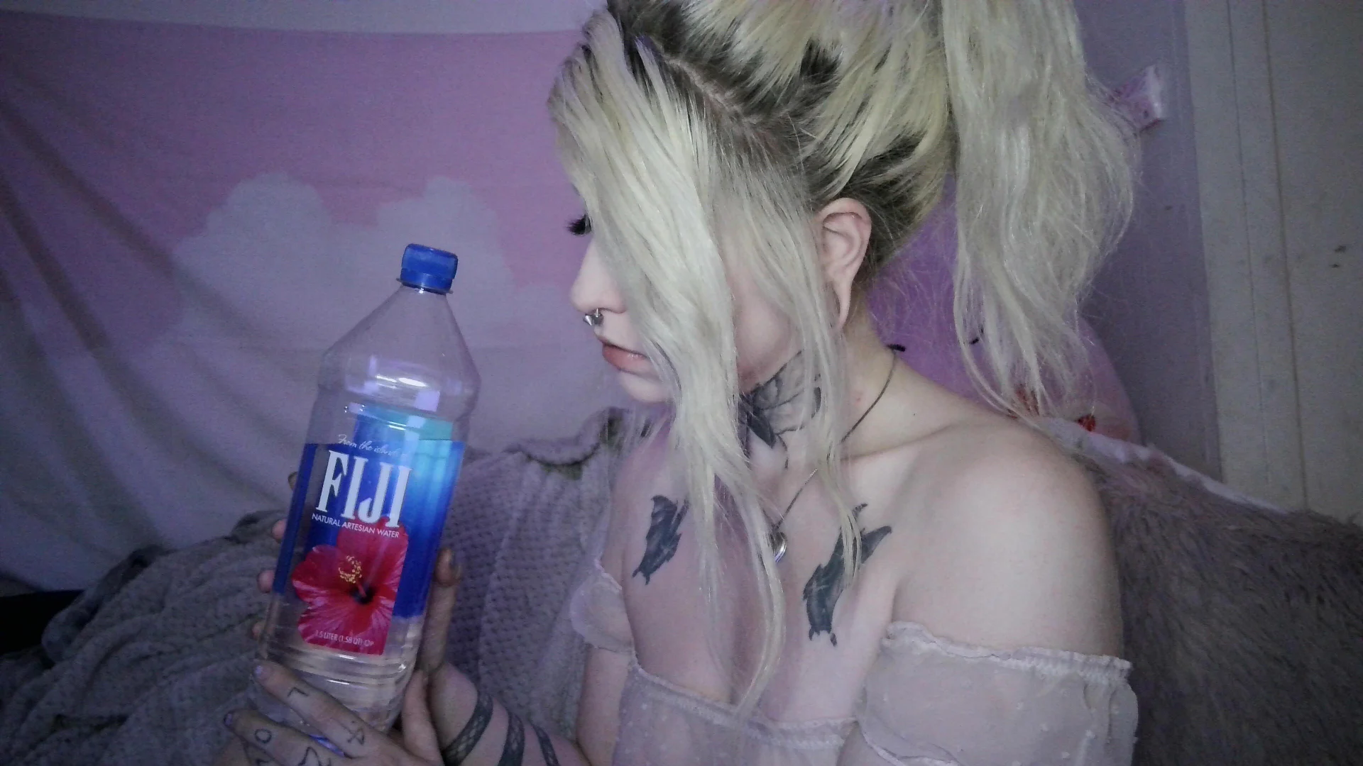 XXX Porn Photo of Nude lilithrosexoxo 13