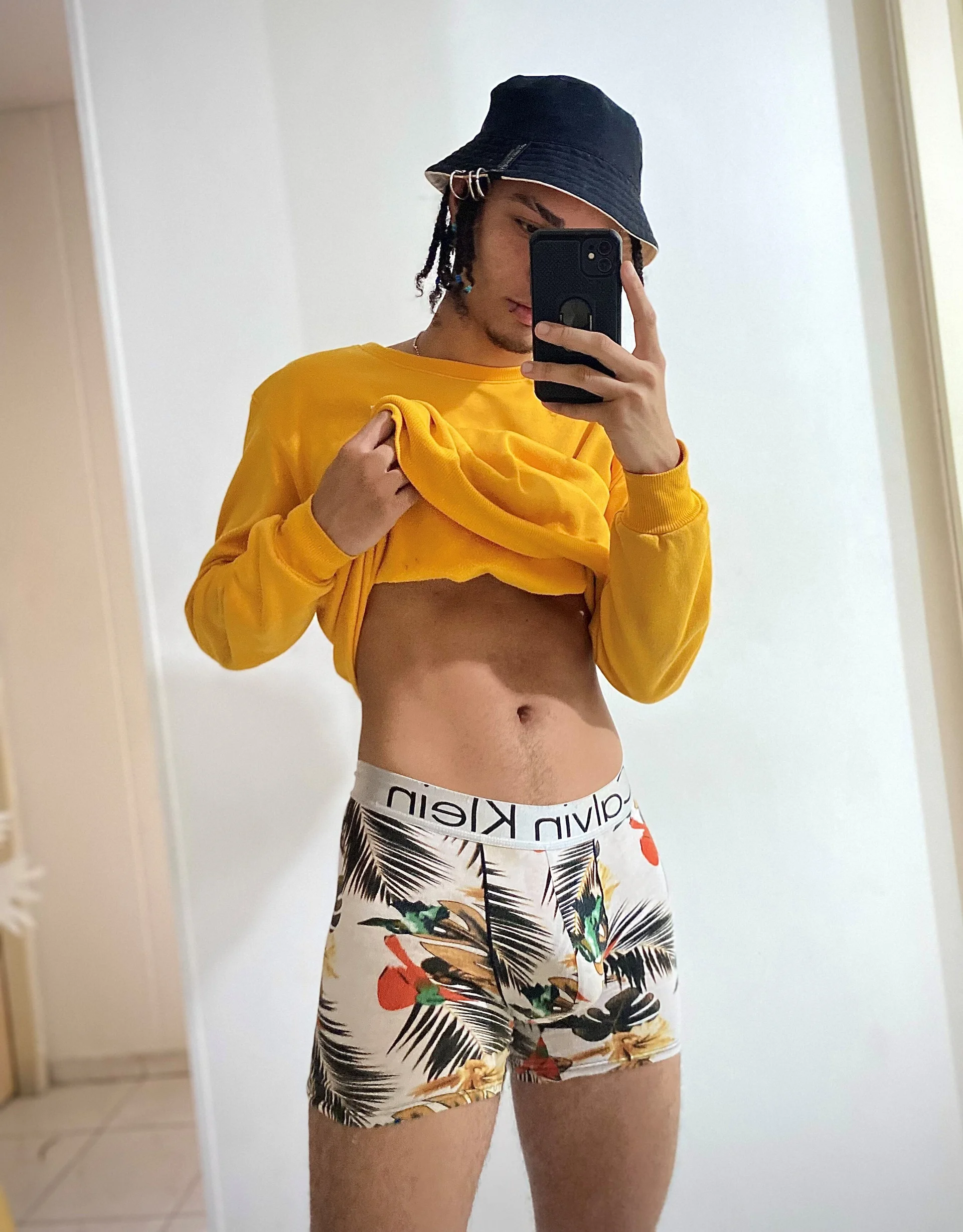 XXX Porn Photo of Nude bigryann23 2
