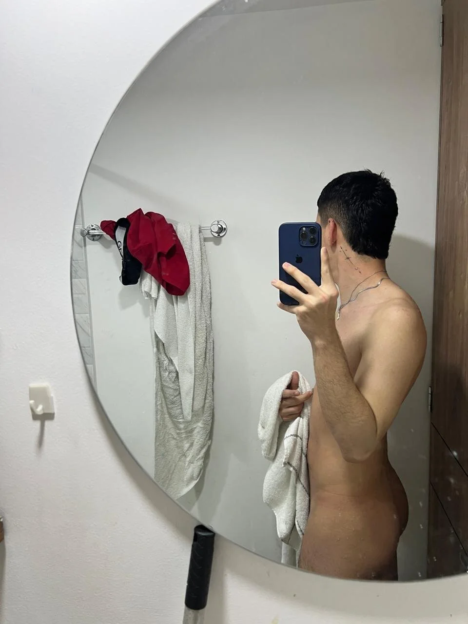XXX Porn Photo of Nude IanBlake_ 2