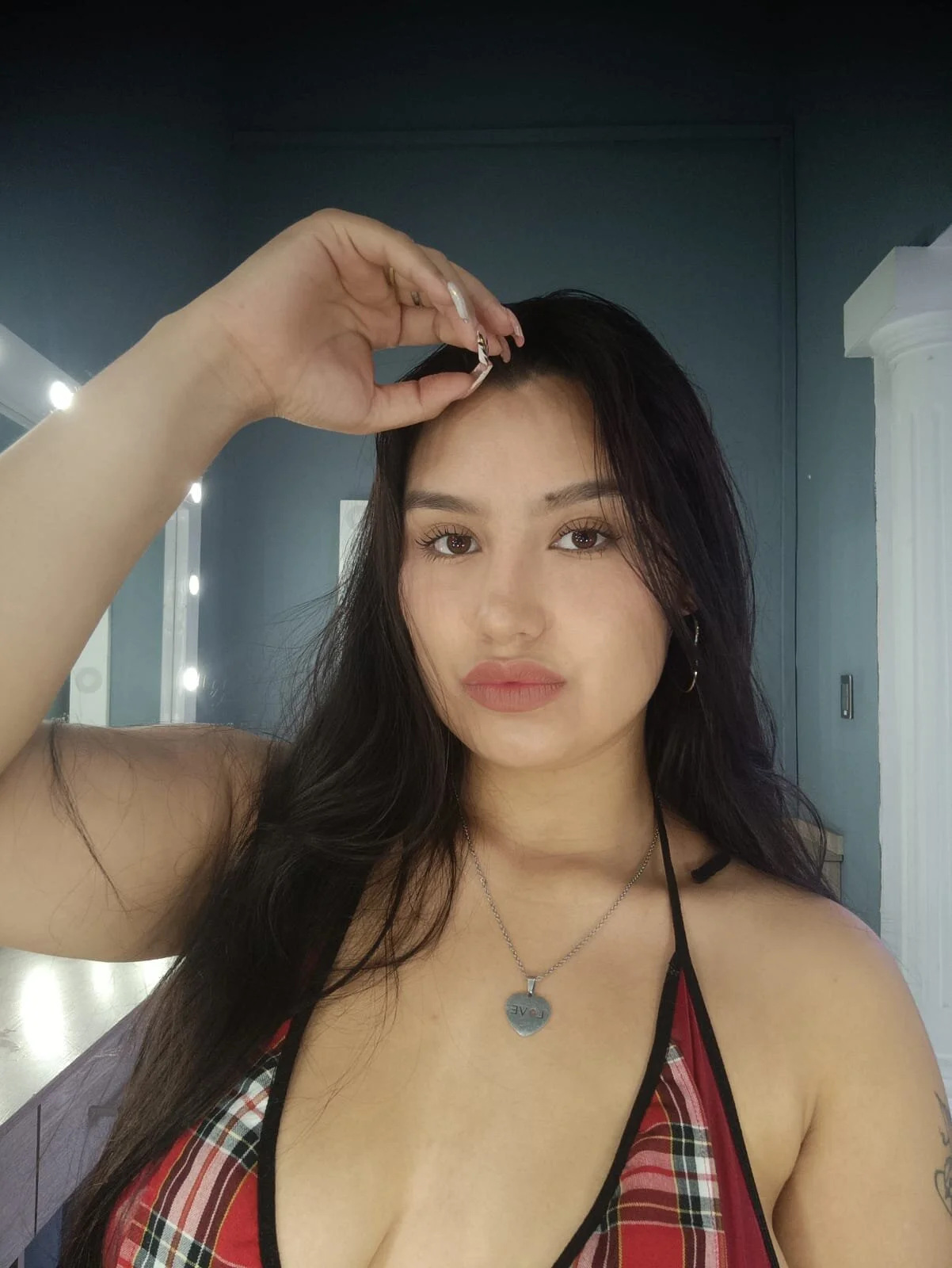 XXX Porn Photo of Nude Valerie_Roswell 8